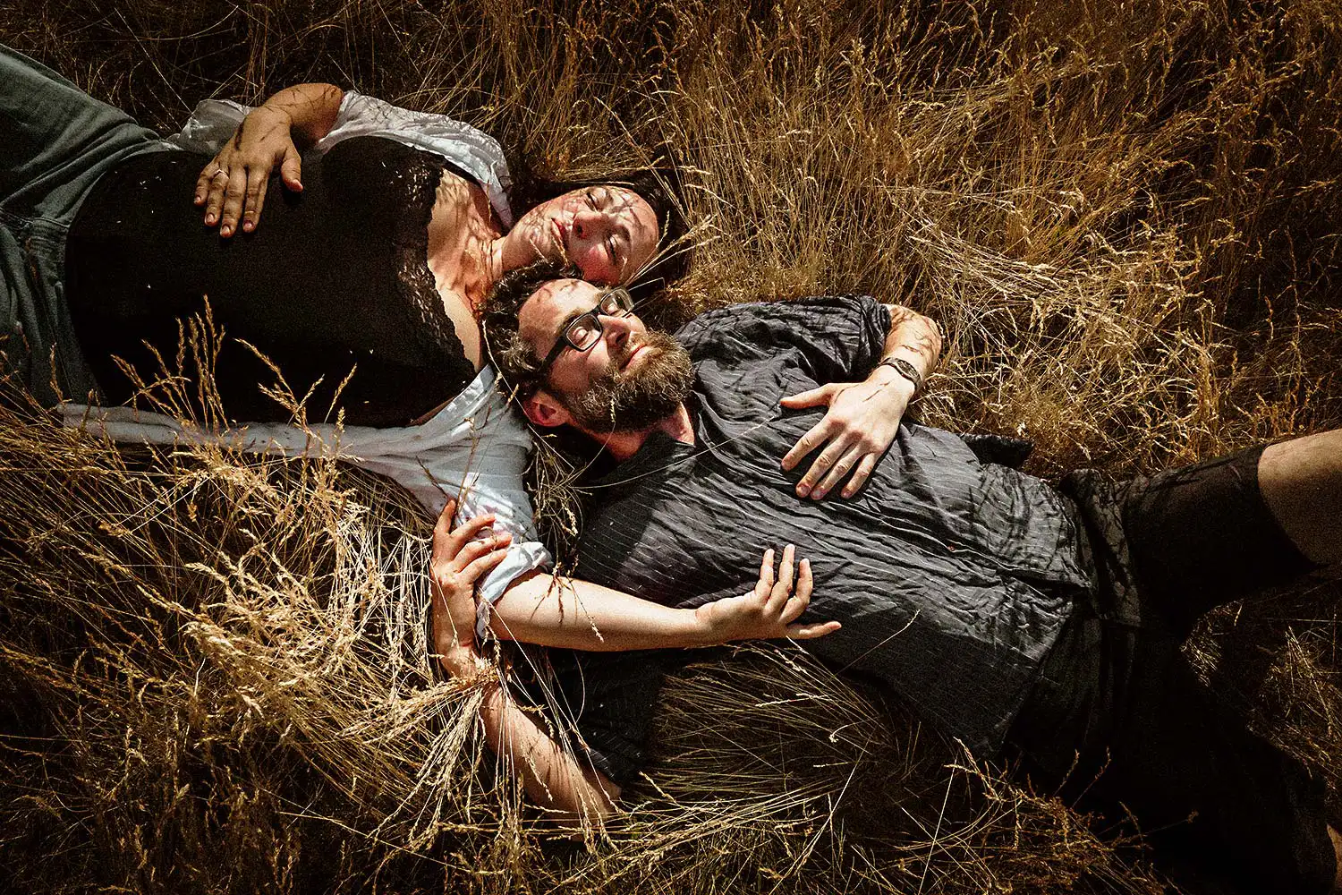 Wunderschönes Foto der Eltern beim Shooting im Sommer